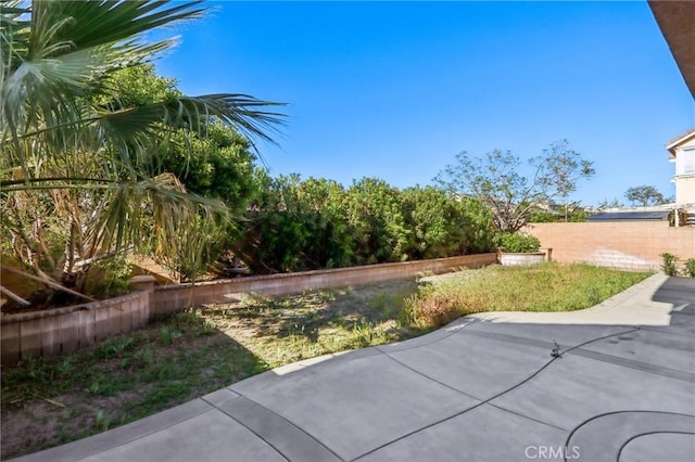 15688 Portenza Dr, Fontana, CA 92336 - view of yard with a patio area