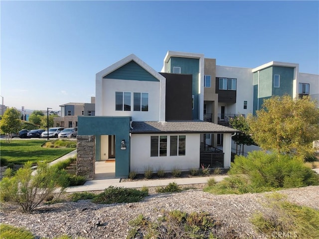 27078 Painted Sky Way, Valencia, CA 91381 - contemporary home featuring stucco siding