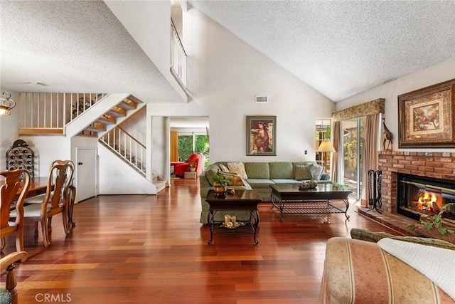 19852 Pandy Ct, Canyon Country, CA 91351 - living area with visible vents, a textured ceiling, and a healthy amount of sunlight