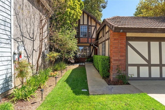 19852 Pandy Ct, Canyon Country, CA 91351 - view of yard featuring a garage