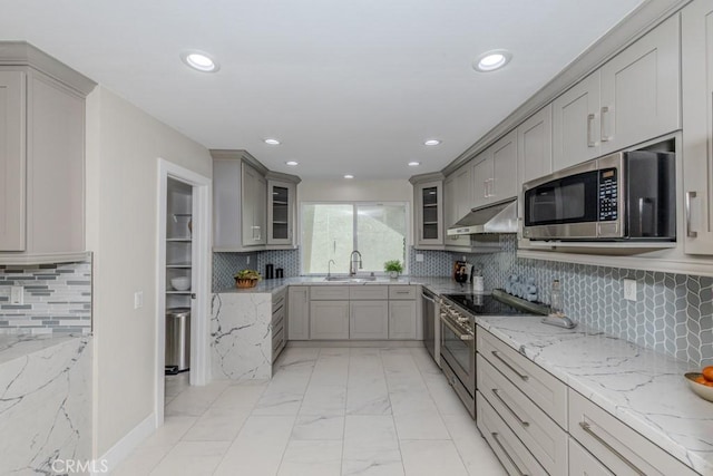 4738 E Fairfield St, Anaheim Hills, CA 92807 - kitchen featuring appliances with stainless steel finishes, under cabinet range hood, gray cabinetry, a sink, and recessed lighting