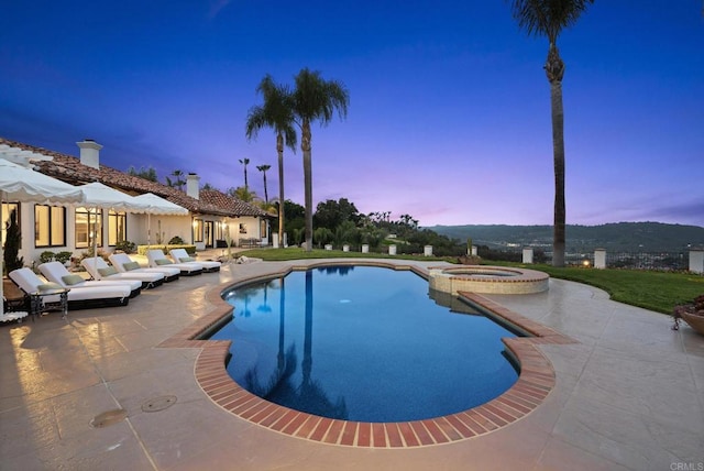 5955 Lake Vista Dr, Bonsall, CA 92003 - view of swimming pool with a pool with connected hot tub and a patio area