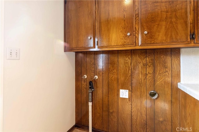 interior details featuring baseboards