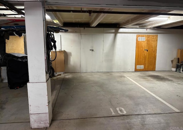 1250 Powell St Unit 10, Emeryville, CA 94608 - basement featuring a garage