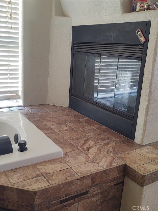 9373 Nevada Rd, Phelan, CA 92371 - detailed view of a textured wall