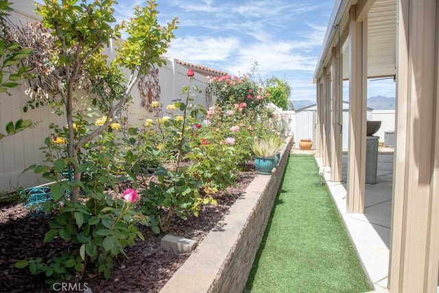 1334 Pinehurst Dr, Calimesa, CA 92320 - view of yard featuring fence