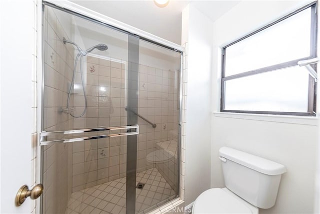 51192 Bon Veu Dr, Oakhurst, CA 93644 - bathroom with toilet and a shower stall