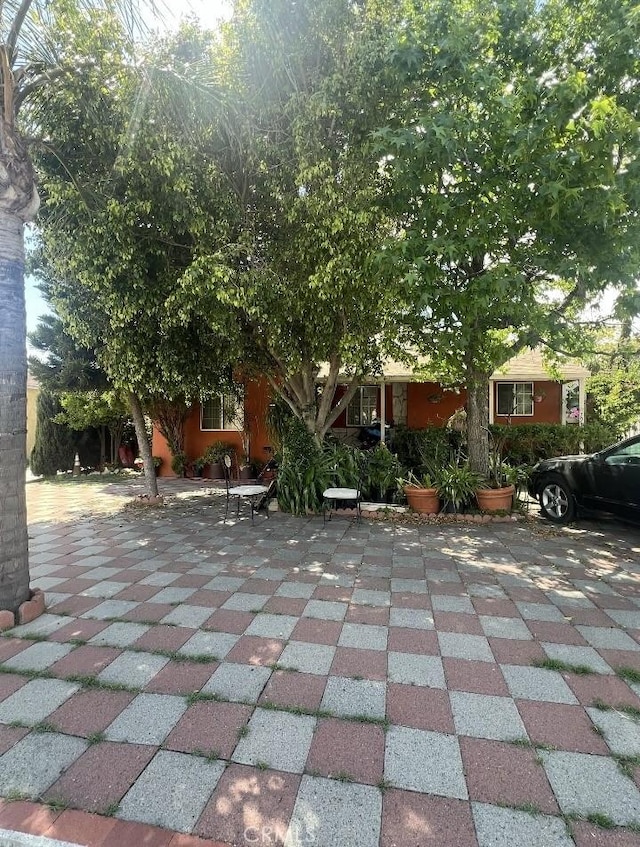 7935 Cleon Ave, Sun Valley, CA 91352 - view of patio / terrace