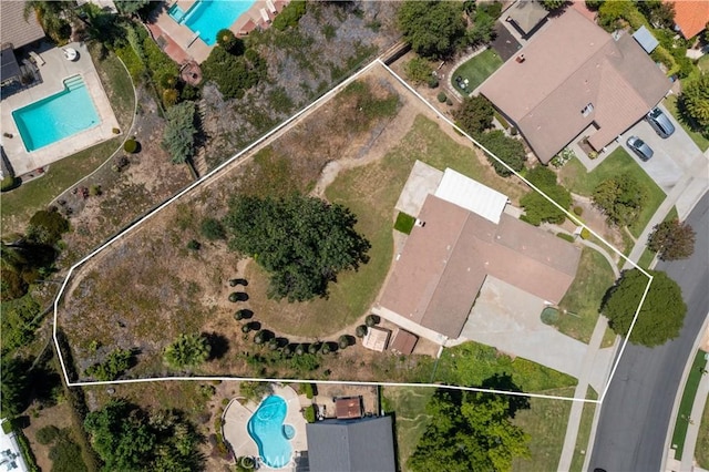 5655 Via Mensabe, Riverside, CA 92506 - aerial overview of property's location featuring a pool area and property parcel outlined