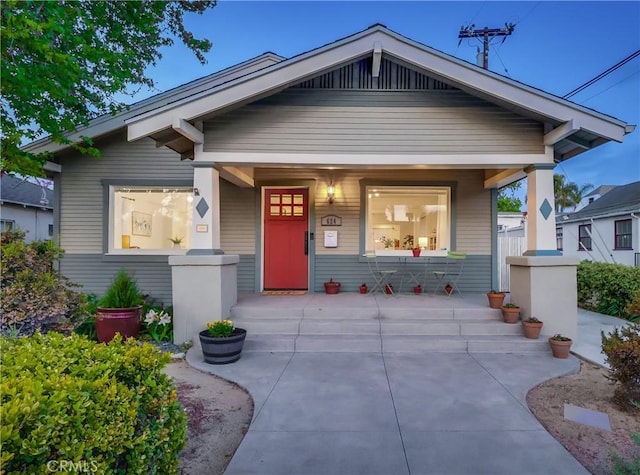 624 Termino Ave, Long Beach, CA 90814 - view of front facade featuring a porch