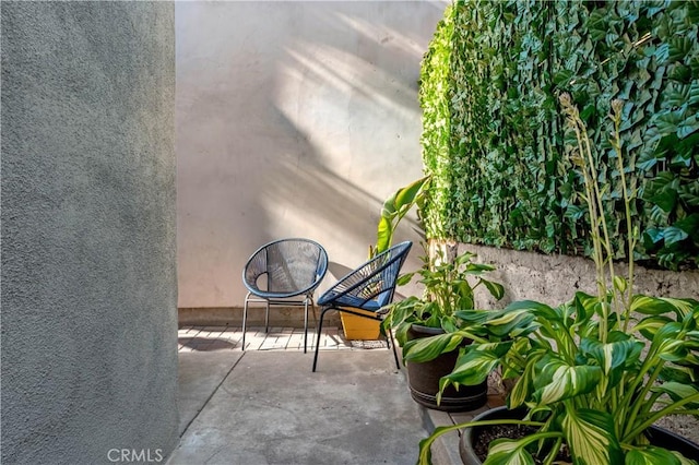 4723 E 3rd St, Long Beach, CA 90814 - view of patio