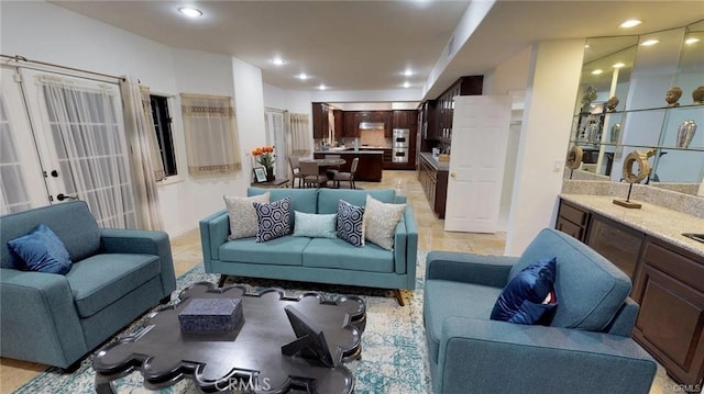 15020 Encanto Dr, Sherman Oaks, CA 91403 - living area featuring recessed lighting