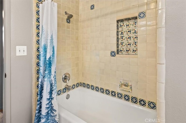 30052 Hunstock St, Castaic, CA 91384 - bathroom featuring shower / bath combo with shower curtain and a textured wall