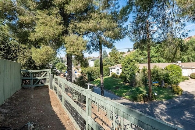 30052 Hunstock St, Castaic, CA 91384 - view of gate