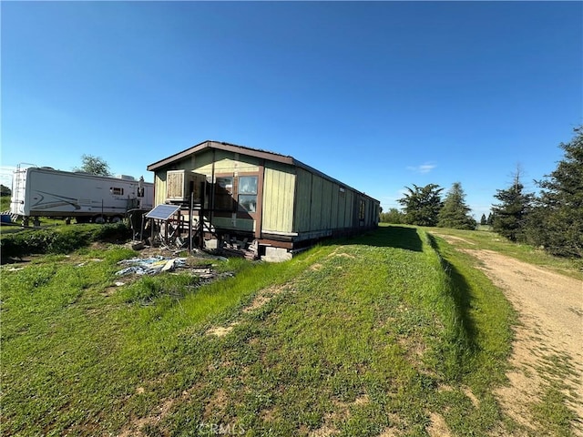 23271 Olive Ave, Gerber, CA 96035 - exterior space featuring a lawn