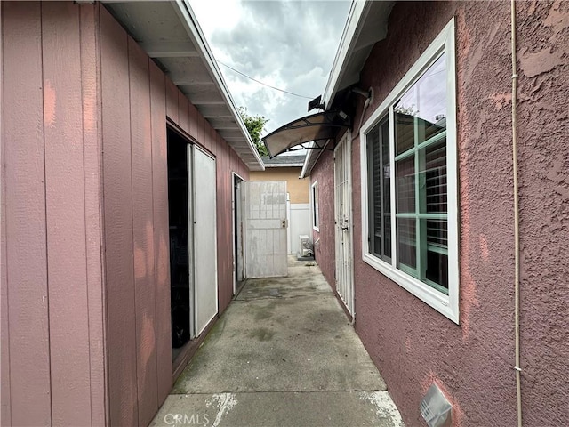 323 E 107th St, Los Angeles, CA 90003 - view of side of property
