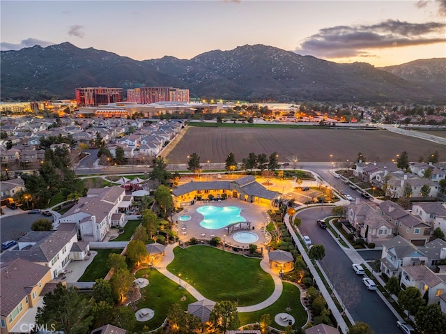 bird's eye view featuring a mountain view