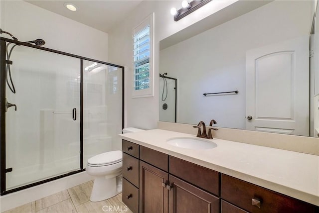 11927 Bunting Cir, Corona, CA 92883 - full bath featuring a shower stall and vanity