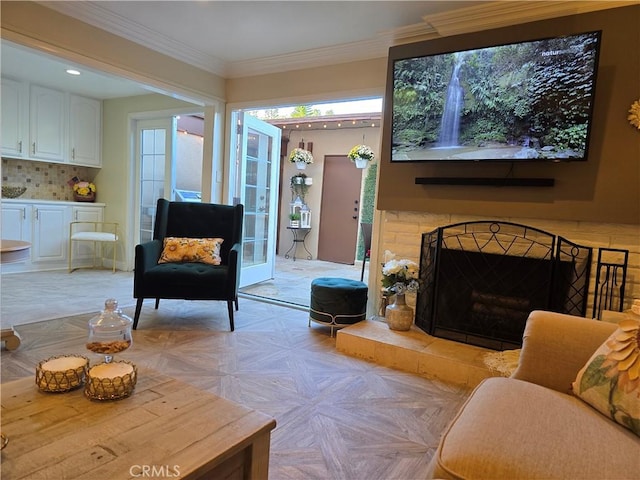 living room featuring crown molding and recessed lighting