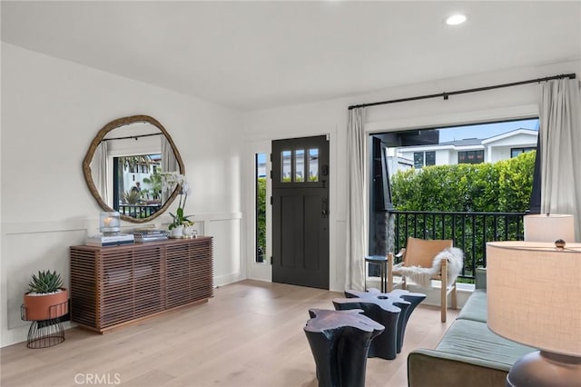 1012 10th St, Manhattan Beach, CA 90266 - foyer entrance with recessed lighting and light wood finished floors
