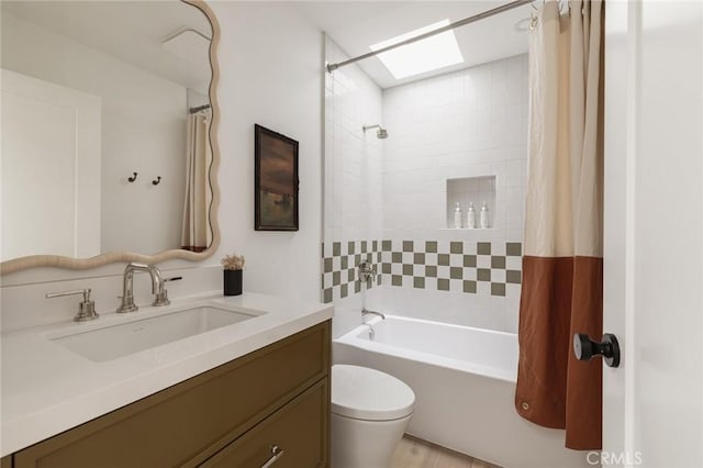 459 E 18th St, Costa Mesa, CA 92627 - bathroom with vanity and shower / bathtub combination with curtain