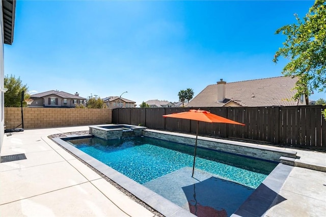 30461 Savoie St, Murrieta, CA 92563 - view of pool featuring a patio, a pool with connected hot tub, and a fenced backyard
