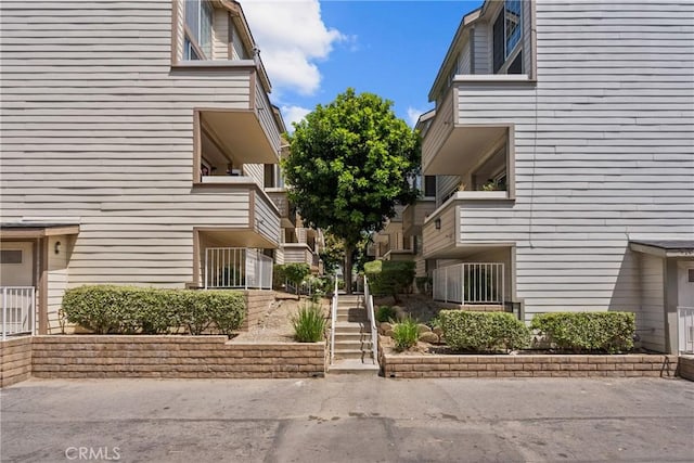 11150 Glenoaks Blvd Unit 98, Pacoima, CA 91331 - view of home's exterior