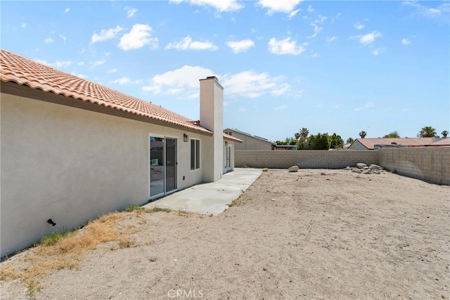 67305 Verona Rd, Cathedral City, CA 92234 - fenced backyard featuring a patio