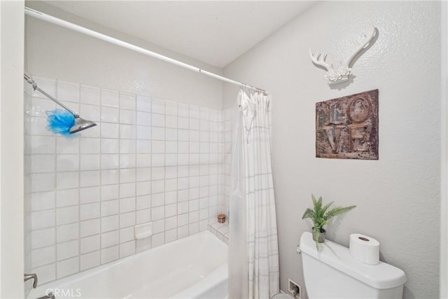 2009 Via Aguila, San Clemente, CA 92673 - bathroom featuring toilet and shower / bathtub combination with curtain
