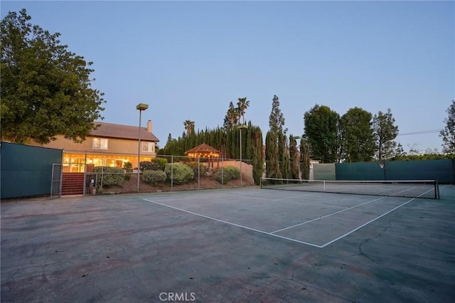 10313 Christine Pl, Chatsworth, CA 91311 - view of tennis court with community basketball court