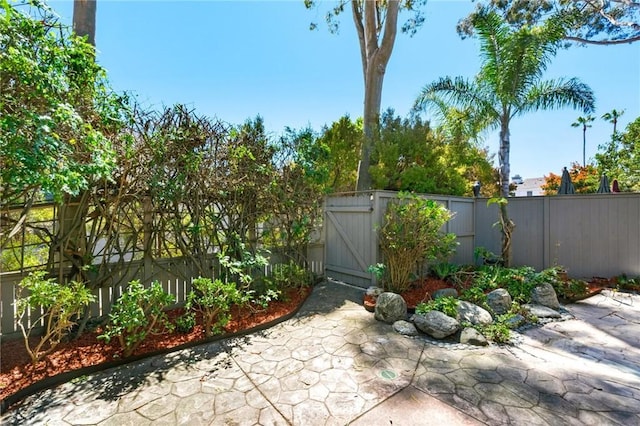 19852 Maritime Ln, Huntington Beach, CA 92648 - photo 32