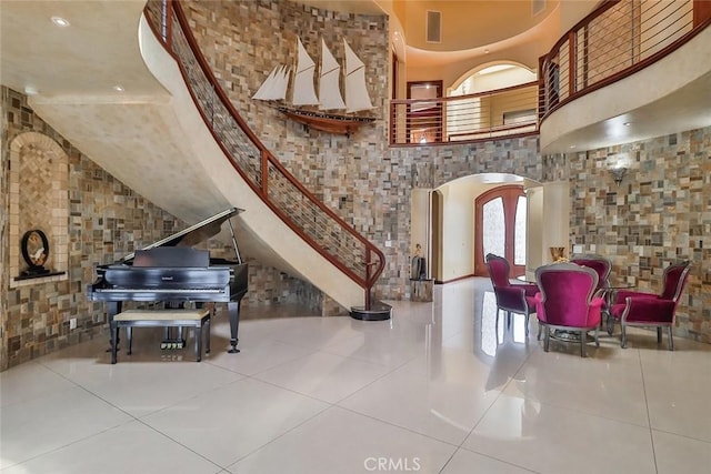 5455 E Sorrento Dr, Long Beach, CA 90803 - community lobby with stairs