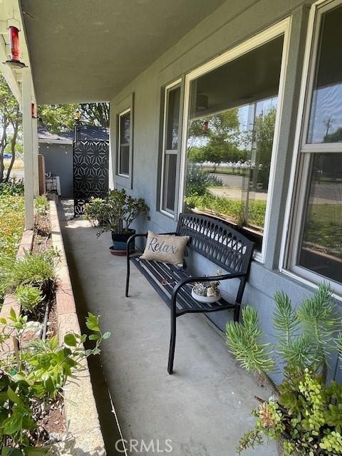 651 S Merrill Ave, Willows, CA 95988 - view of patio featuring covered porch