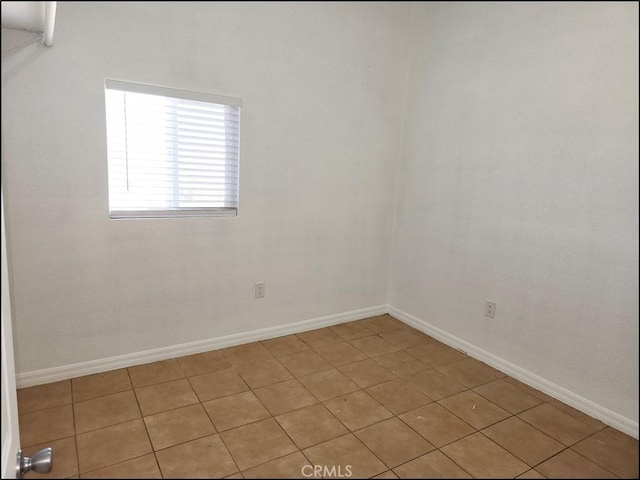 8581 Montara Rd, Pinon Hills, CA 92372 - empty room with baseboards