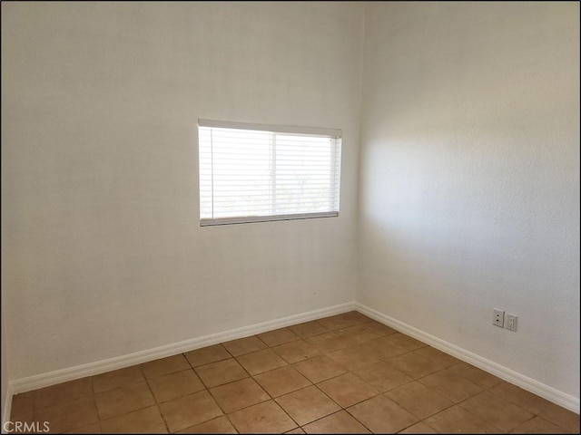 8581 Montara Rd, Pinon Hills, CA 92372 - empty room featuring baseboards