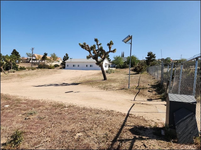 8581 Montara Rd, Pinon Hills, CA 92372 - view of yard featuring fence
