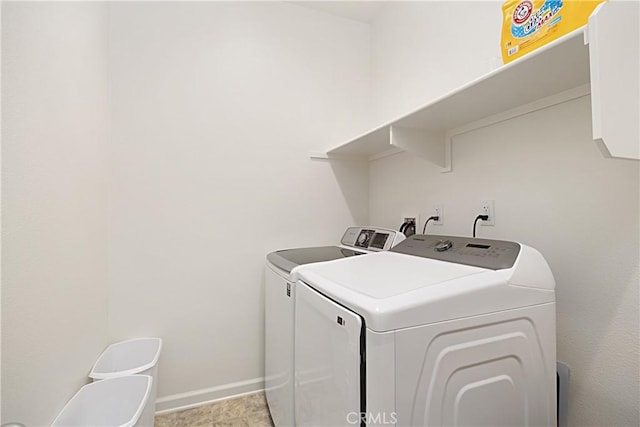 36225 Beacon Light Way, Wildomar, CA 92595 - clothes washing area featuring laundry area, baseboards, and washing machine and clothes dryer