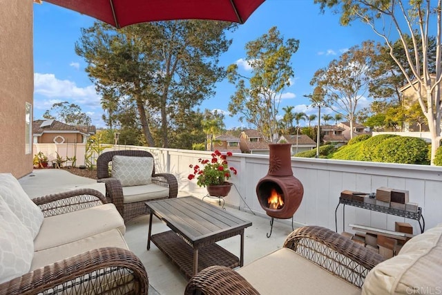 1512 Golfcrest Pl, Vista, CA 92081 - fenced backyard with outdoor lounge area and a patio