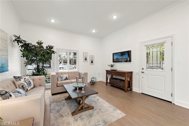 964 Calle Aragon Unit D, Laguna Woods, CA 92637 - living room with crown molding, light wood-style flooring, recessed lighting, and baseboards
