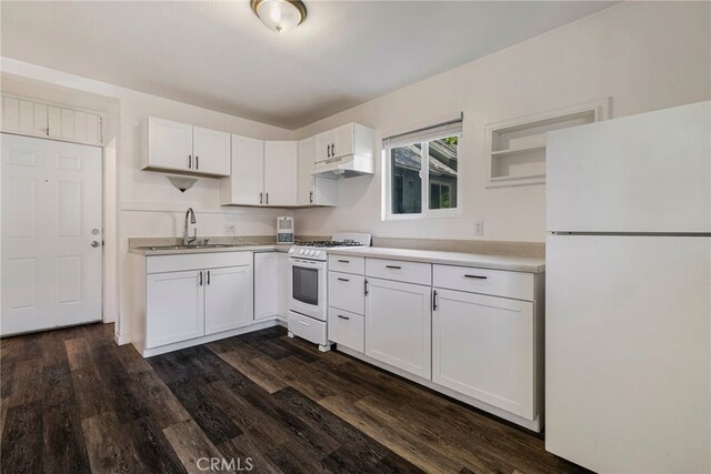 1617 Hemlock St, Chico, CA 95928 - kitchen featuring white appliances, a sink, under cabinet range hood, white cabinets, and light countertops