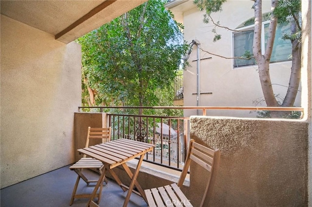 14618 Gilmore St Unit 8, Van Nuys, CA 91411 - view of balcony