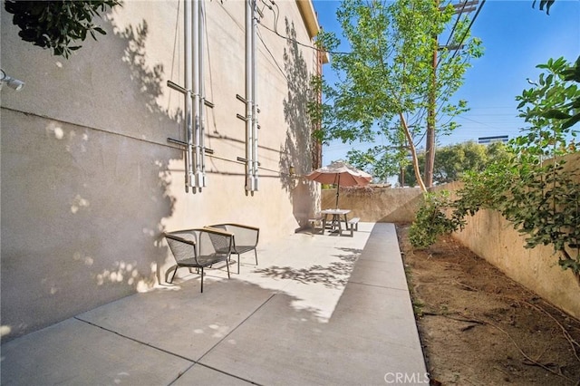 14618 Gilmore St Unit 8, Van Nuys, CA 91411 - view of property's community with a patio and a fenced backyard