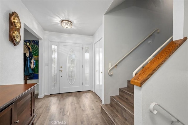 259 Saint Andrews Way, Lompoc, CA 93436 - foyer entrance with wood finished floors and stairway