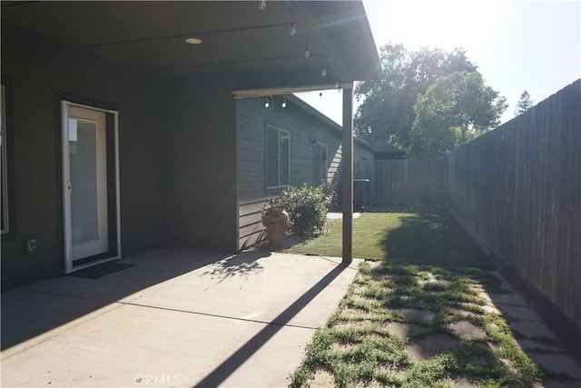 16 Petaluma Ct, Chico, CA 95926 - view of patio / terrace featuring a fenced backyard