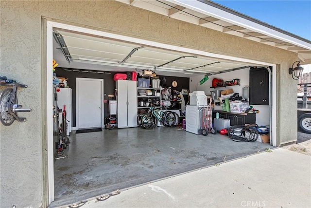 7440 Shale Rock Rd, Paso Robles, CA 93446 - garage featuring water heater