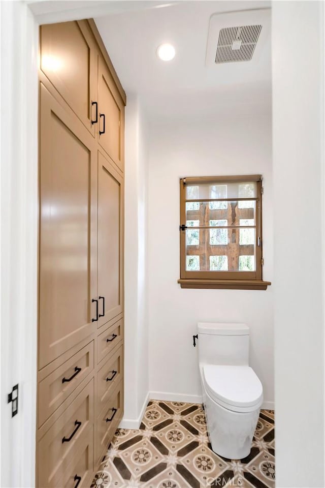 2020 N Victoria Dr, Santa Ana, CA 92706 - bathroom featuring toilet, baseboards, recessed lighting, and tile patterned floors