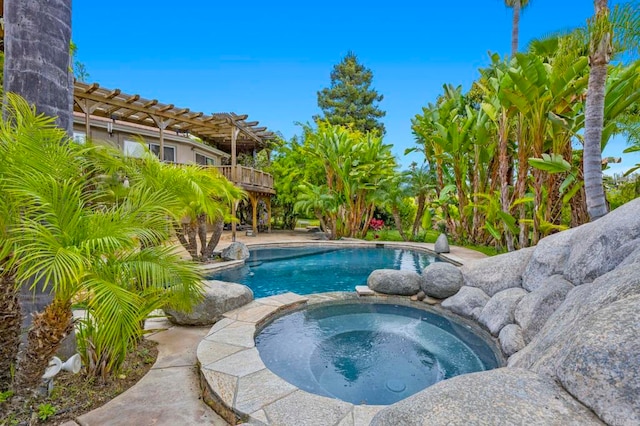 3161921 Via Puerta Del Sol, Bonsall, CA 92003 - outdoor pool with a pergola and an in ground hot tub