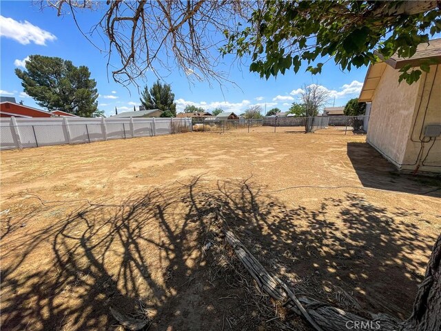 18225 Casaba Rd, Adelanto, CA 92301 - view of yard featuring a fenced backyard
