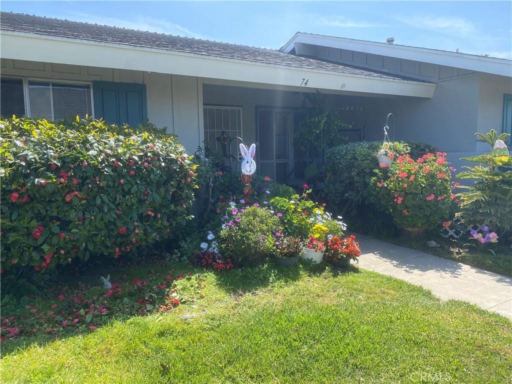 3760 Vista Campana S Unit 74, Oceanside, CA 92057 - view of grassy yard