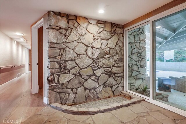 2978 Crownview Dr, Rancho Palos Verdes, CA 90275 - view of foyer entrance